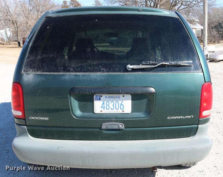 image for item DB6582 1998 Dodge Caravan van