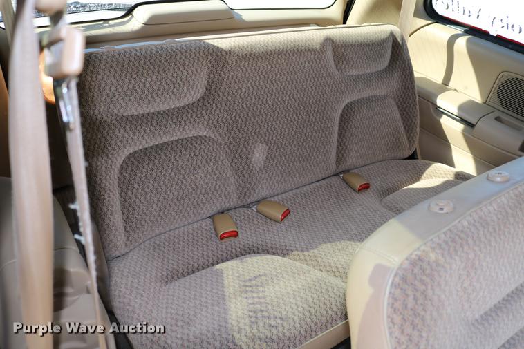 image for item DB6582 1998 Dodge Caravan van