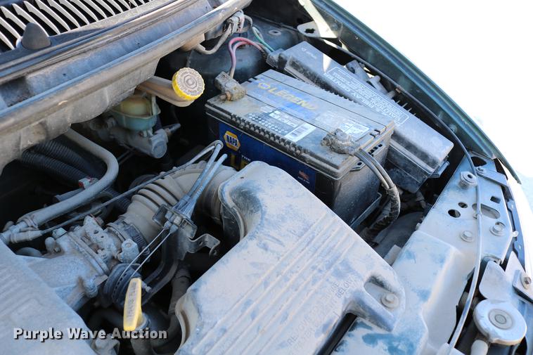 image for item DB6582 1998 Dodge Caravan van