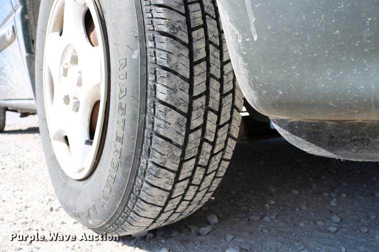 image for item DB6582 1998 Dodge Caravan van