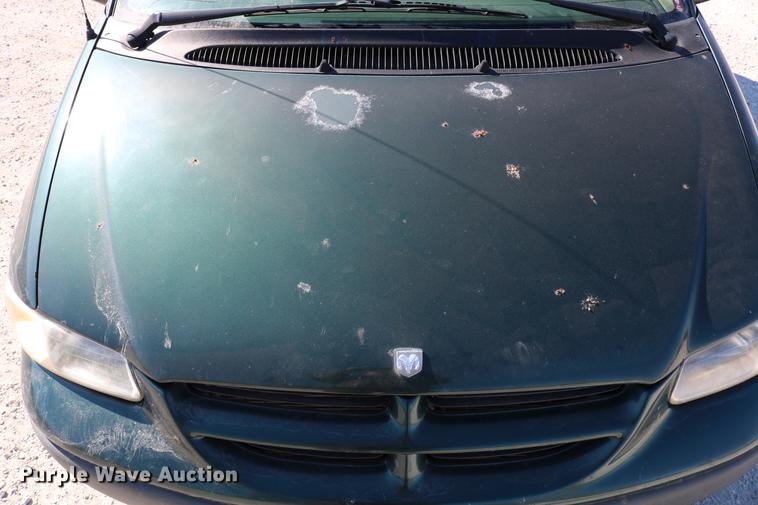 image for item DB6582 1998 Dodge Caravan van