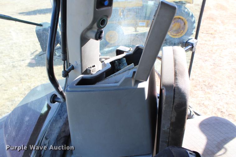 image for item DB6609 2004 Case IH MXU100 MFWD tractor