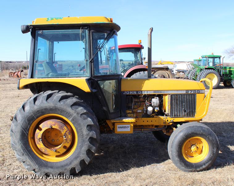 image for item DB6610 1989 John Deere 2755 tractor