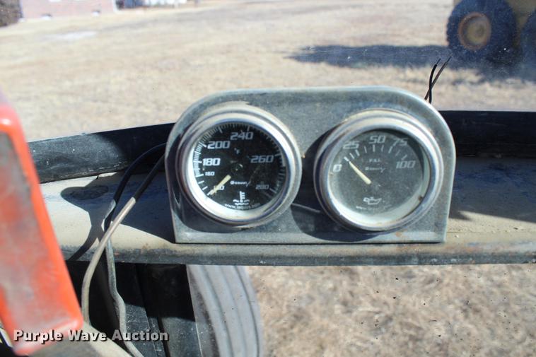 image for item DB6610 1989 John Deere 2755 tractor