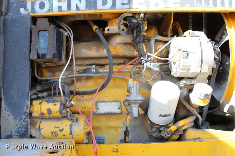 image for item DB6610 1989 John Deere 2755 tractor