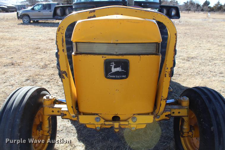 image for item DB6610 1989 John Deere 2755 tractor
