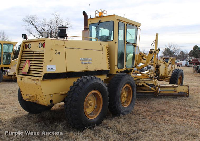 image for item DB6611 2001 Galion 850C motor grader