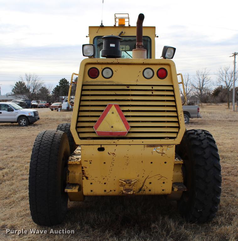 image for item DB6611 2001 Galion 850C motor grader