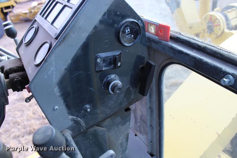 image for item DB6611 2001 Galion 850C motor grader