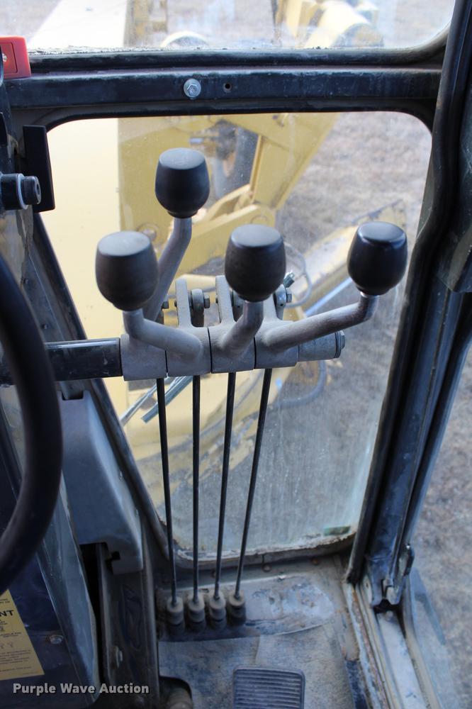 image for item DB6611 2001 Galion 850C motor grader