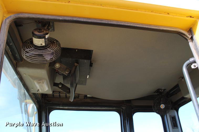 image for item DB6611 2001 Galion 850C motor grader