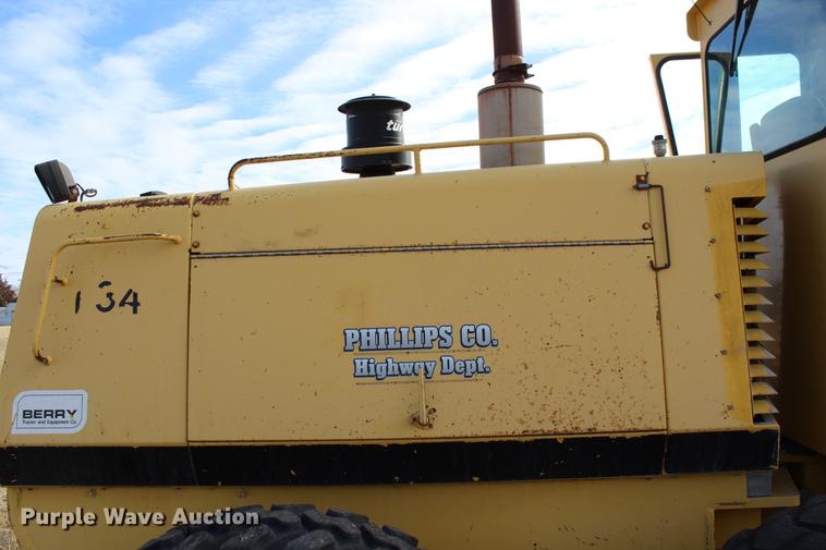 image for item DB6611 2001 Galion 850C motor grader
