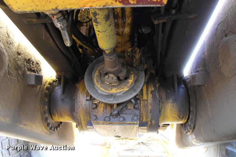 image for item DB6611 2001 Galion 850C motor grader