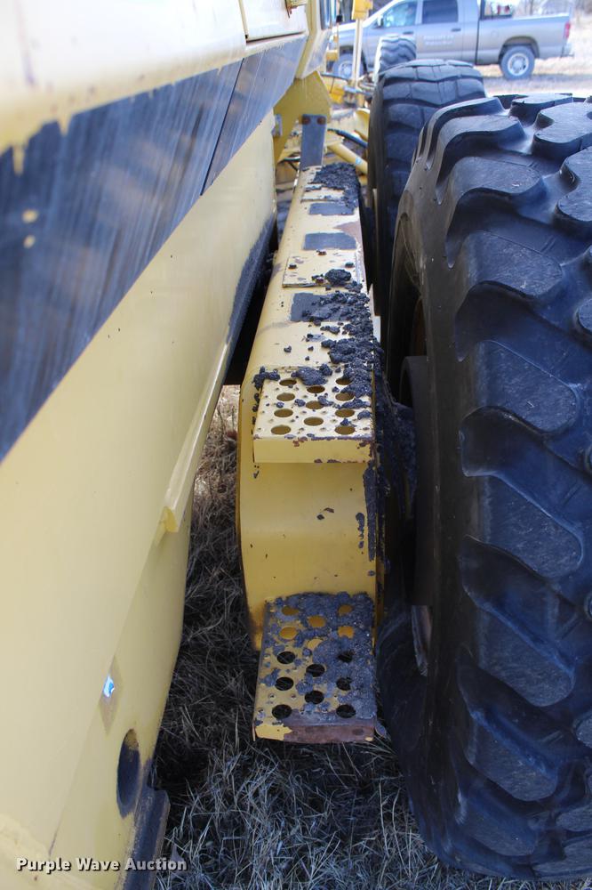 image for item DB6611 2001 Galion 850C motor grader