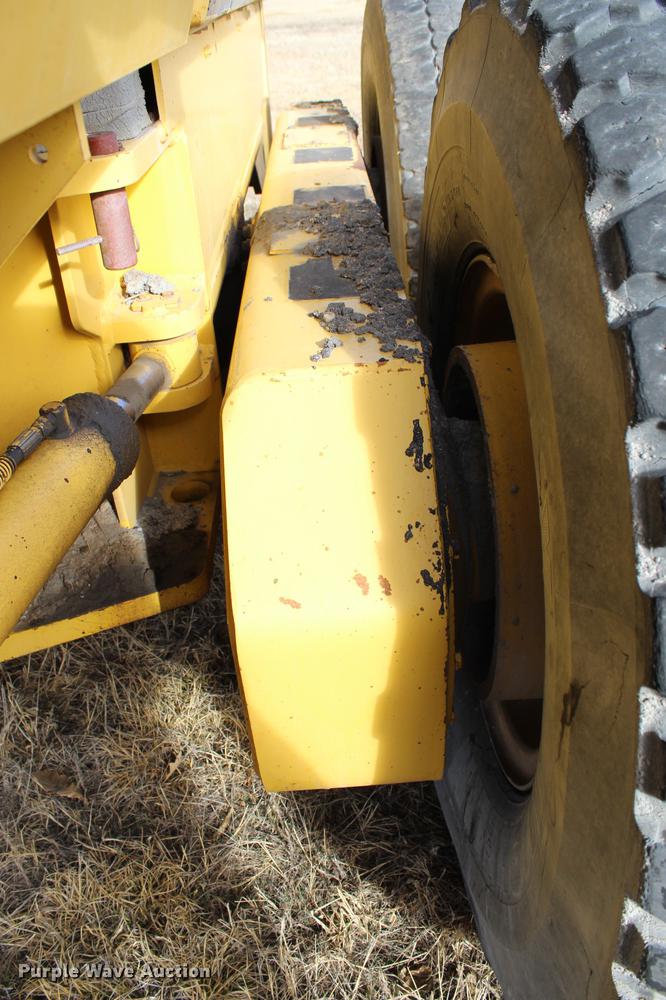 image for item DB6611 2001 Galion 850C motor grader