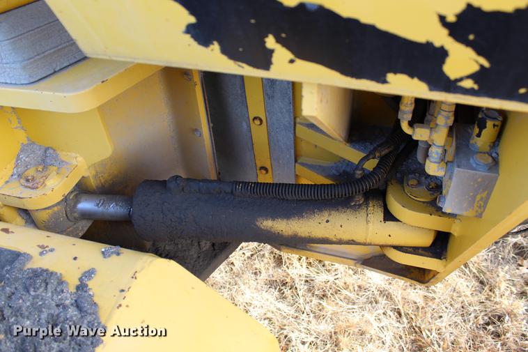 image for item DB6611 2001 Galion 850C motor grader