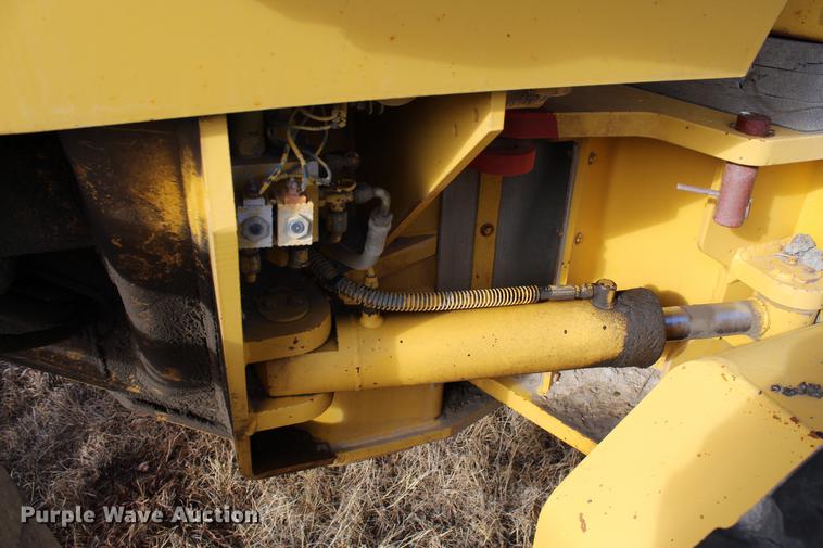 image for item DB6611 2001 Galion 850C motor grader