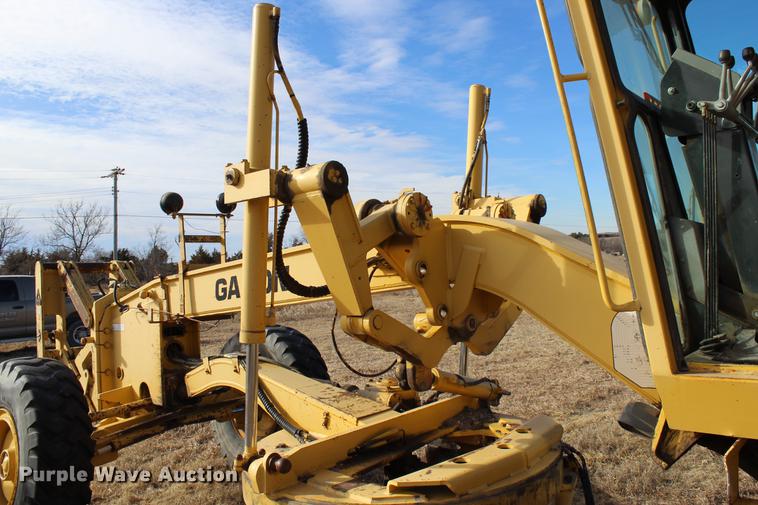 image for item DB6611 2001 Galion 850C motor grader