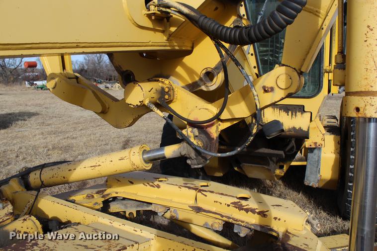 image for item DB6611 2001 Galion 850C motor grader