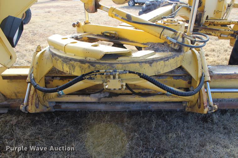 image for item DB6611 2001 Galion 850C motor grader
