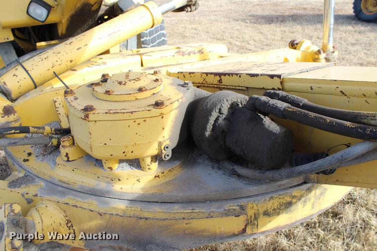 image for item DB6611 2001 Galion 850C motor grader