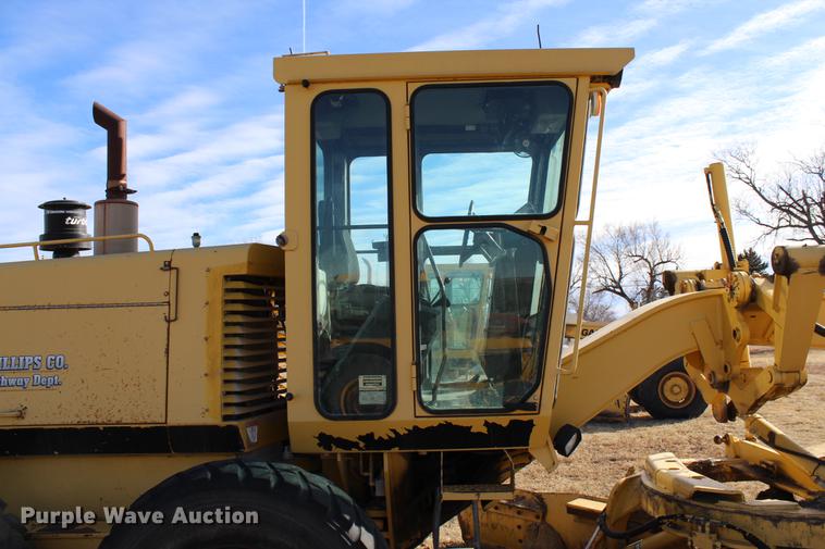 image for item DB6611 2001 Galion 850C motor grader