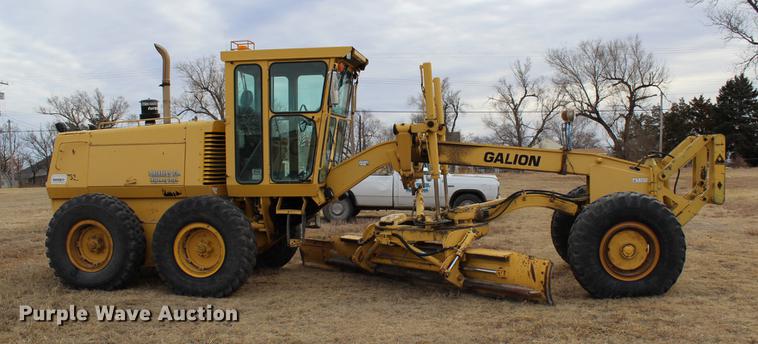 image for item DB6612 2001 Galion 850C motor grader
