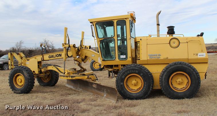 image for item DB6612 2001 Galion 850C motor grader