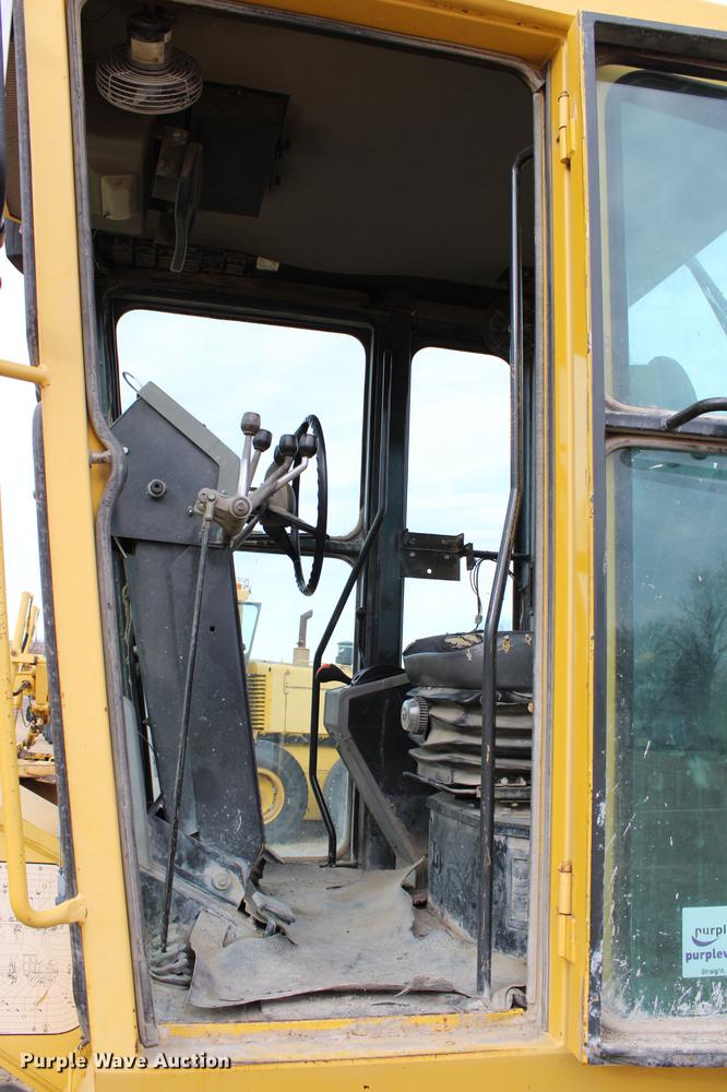 image for item DB6612 2001 Galion 850C motor grader