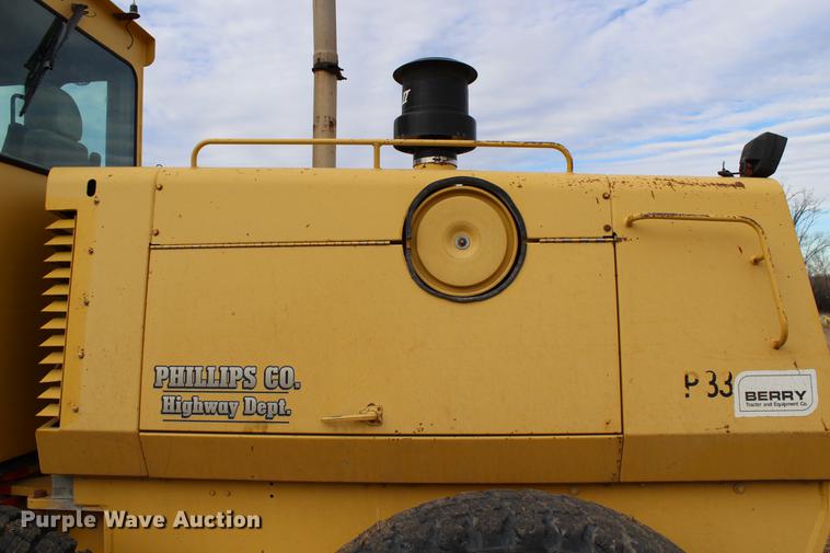 image for item DB6612 2001 Galion 850C motor grader