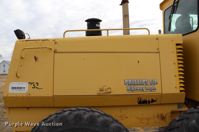 image for item DB6612 2001 Galion 850C motor grader
