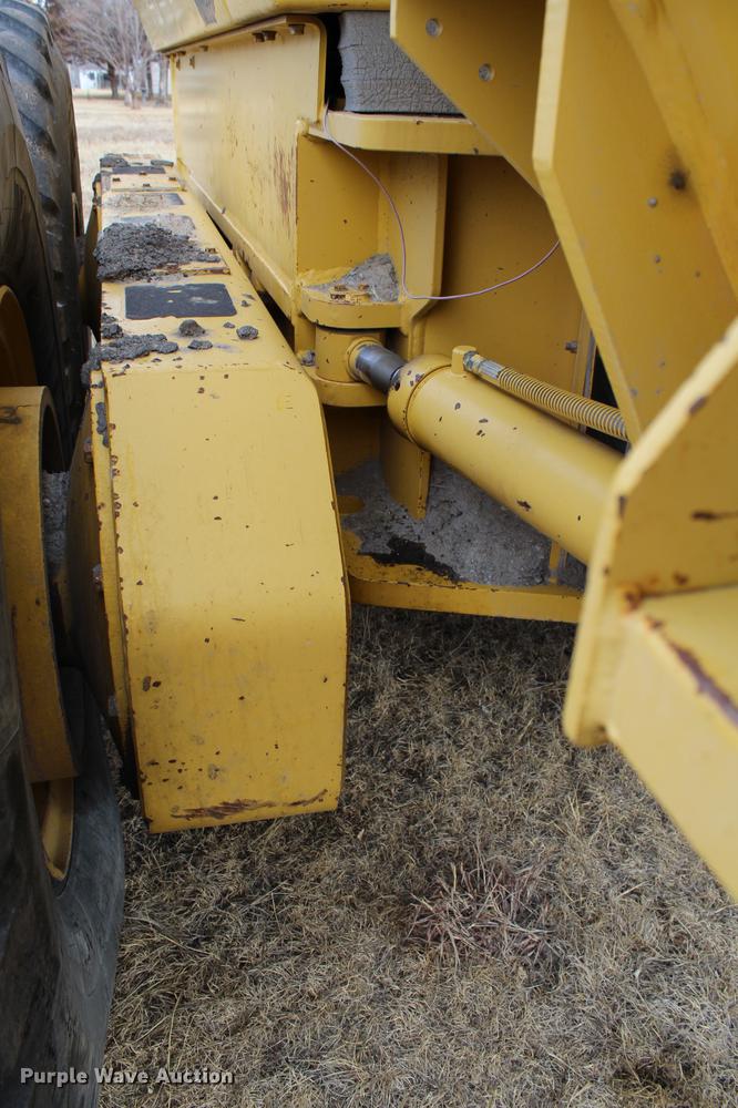 image for item DB6612 2001 Galion 850C motor grader