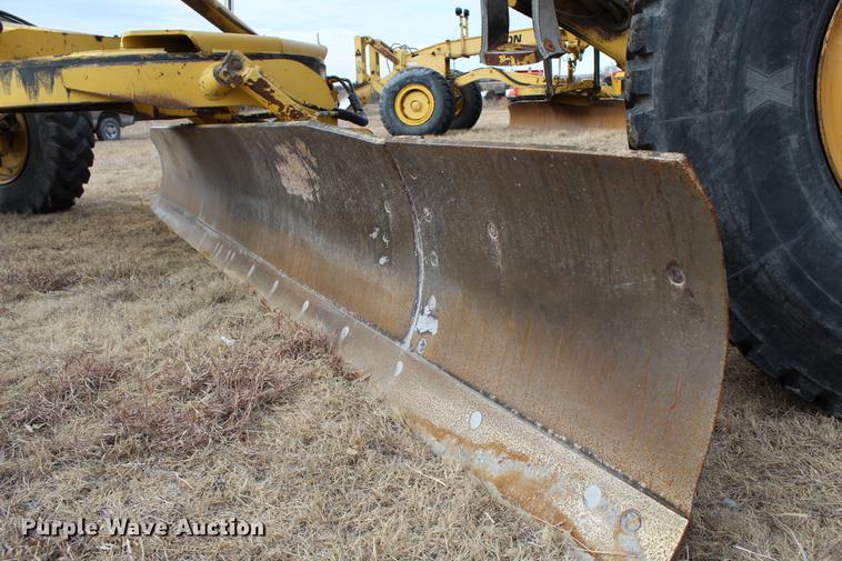 image for item DB6612 2001 Galion 850C motor grader