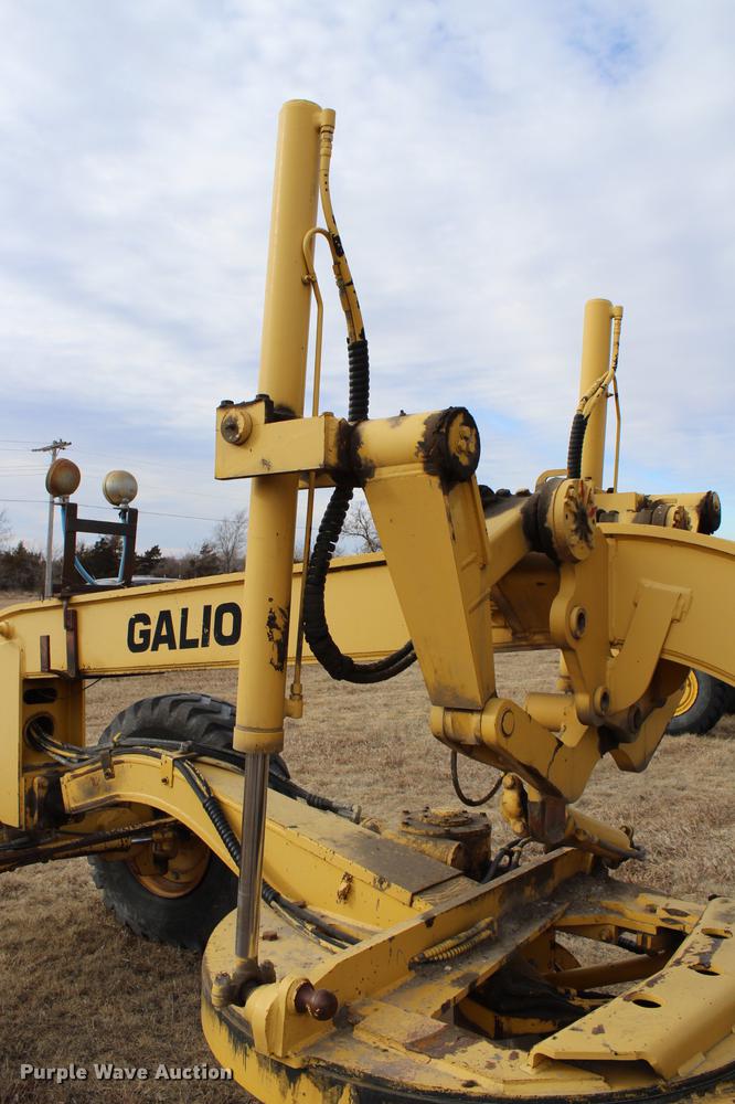 image for item DB6612 2001 Galion 850C motor grader