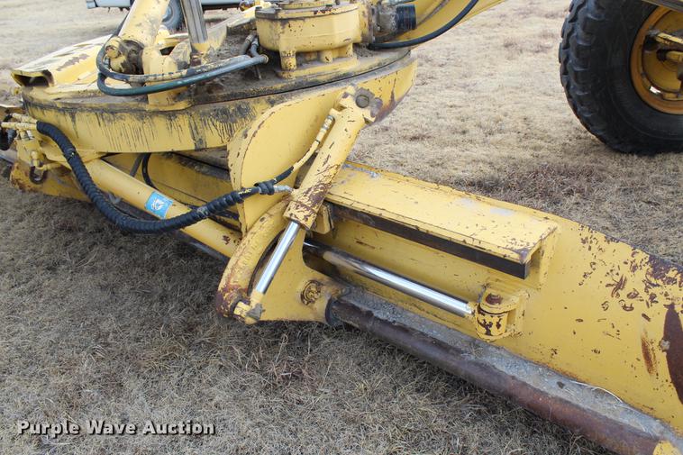 image for item DB6612 2001 Galion 850C motor grader