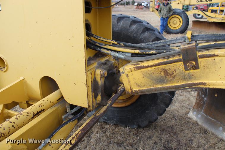 image for item DB6612 2001 Galion 850C motor grader