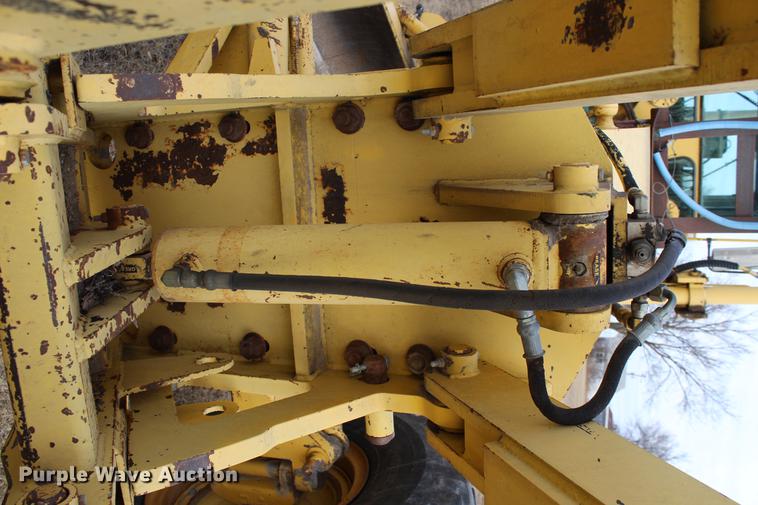 image for item DB6612 2001 Galion 850C motor grader