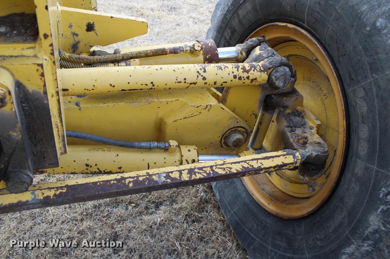 image for item DB6612 2001 Galion 850C motor grader