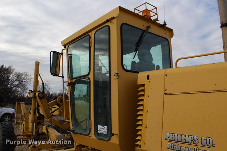 image for item DB6612 2001 Galion 850C motor grader