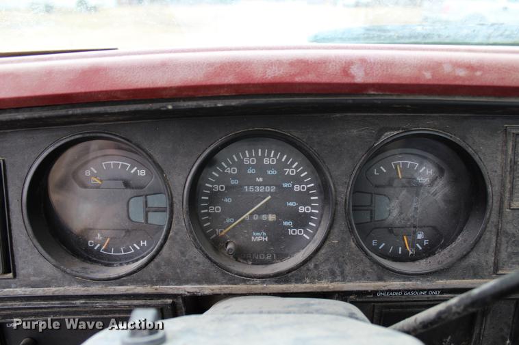 image for item DB6613 1993 Dodge D250 pickup truck