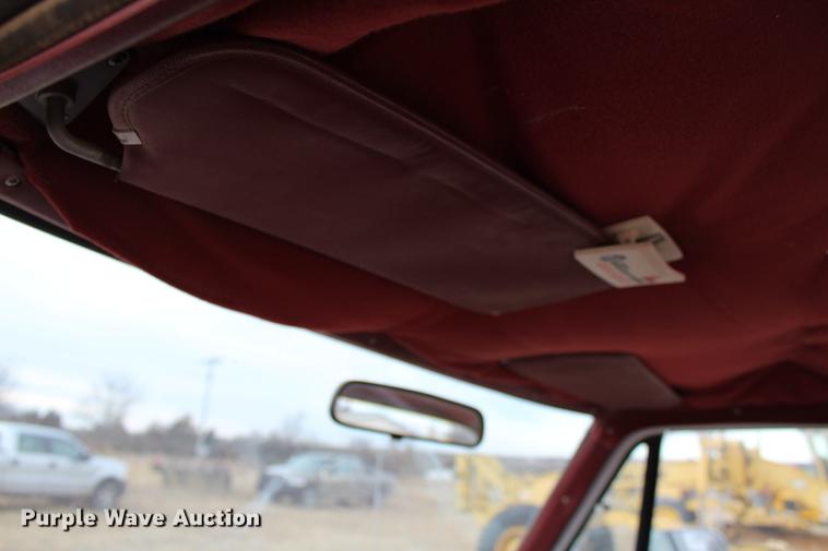 image for item DB6613 1993 Dodge D250 pickup truck