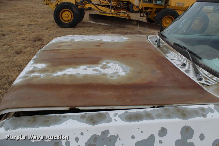 image for item DB6613 1993 Dodge D250 pickup truck