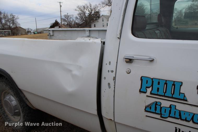 image for item DB6613 1993 Dodge D250 pickup truck