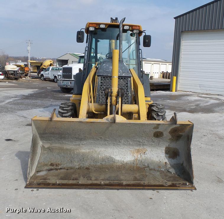 image for item DB7212 2003 John Deere 310SG backhoe