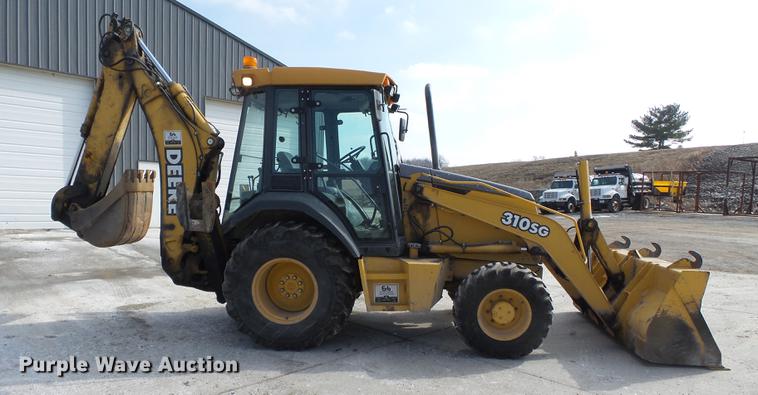 image for item DB7212 2003 John Deere 310SG backhoe