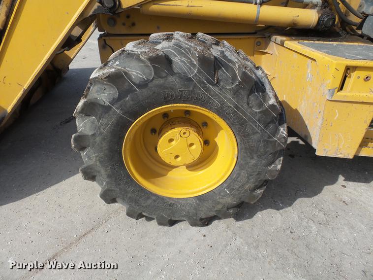 image for item DB7212 2003 John Deere 310SG backhoe