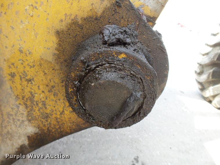 image for item DB7212 2003 John Deere 310SG backhoe