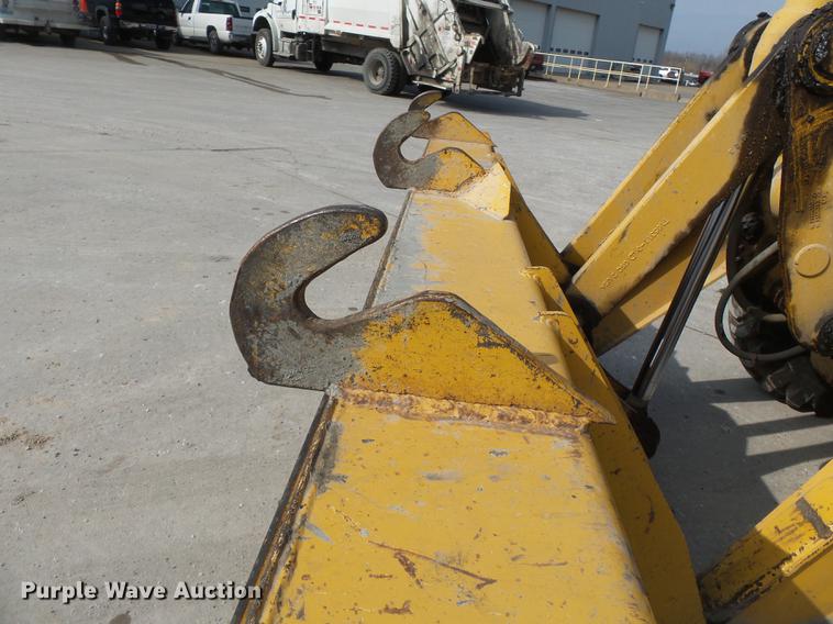 image for item DB7212 2003 John Deere 310SG backhoe