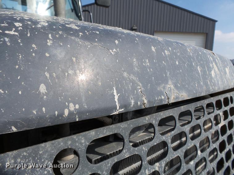 image for item DB7212 2003 John Deere 310SG backhoe