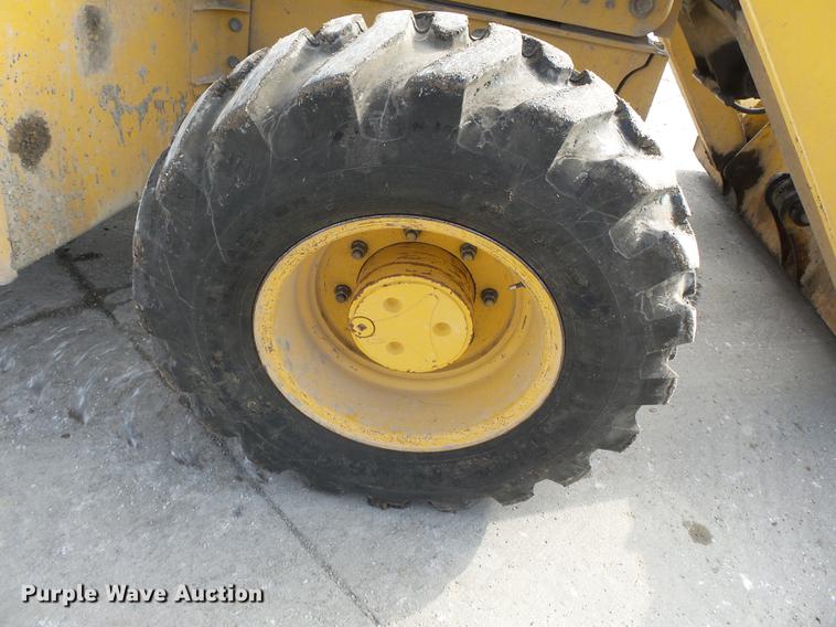 image for item DB7212 2003 John Deere 310SG backhoe